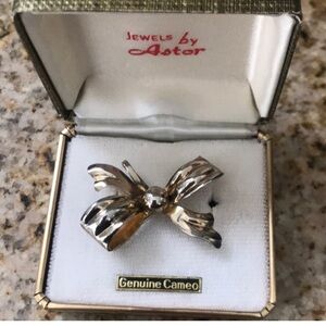 Vintage Sterling Silver Bow Brooch from the 1950s